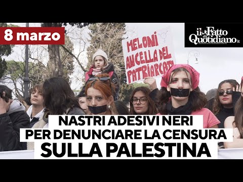 8 marzo, al corteo di Roma nastri adesivi neri per denunciare la censura sulla Palestina