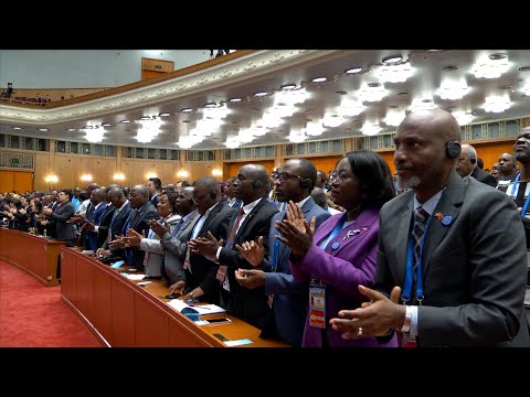 2024 FOCAC summit attendees applaud President Xi Jinping's keynote speech