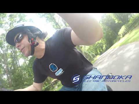 Riding a 15,000 watt electric motorcycle for the first time FULL THROTTLE