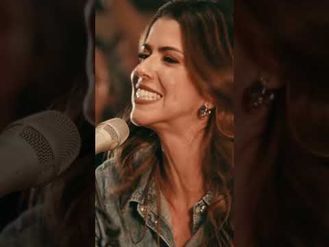 Próxima terça (04), tem música nova da @rachelnovaesoficial. Não perca! #RachelNovaes #MusileRecords