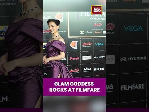 #elliavrram ’s Glamorous Look at #filmfareawards 2025 | #redcarpet Moments #bollywood #celebration