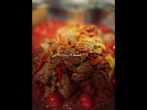 伍老師補請生日大餐問要吃甚麼呀！傑克居然還是選擇吃尖沙咀的百樂酒店的晚餐自助餐，因為有超愛的長腳蟹面包蟹甜蝦生蠔燉湯最愛的豬腳薑...太多太多了喔！​