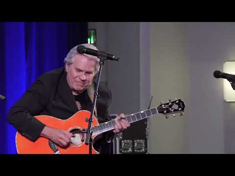 Doyle Dykes plays Martha's Kitchen  at CAAS 2025.