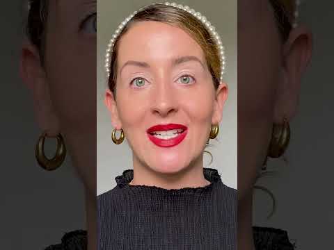 Old Hollywood Makeup | Full-Face Beauty Tutorials | Bobbi Brown
Cosmetics