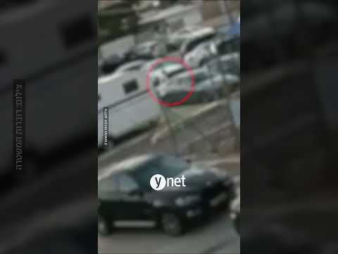 תיעוד מביש: צעיר נתקע עם פנצ'ר, פירק גלגל מרכב אחר - והותיר אותו על אבנים