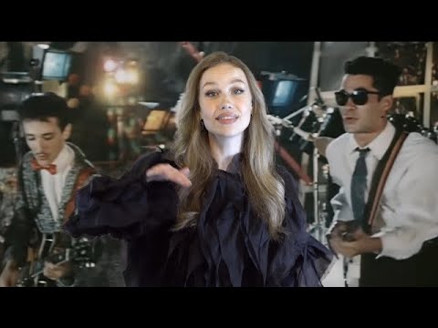 София Соснина "Это за окном рассвет"
