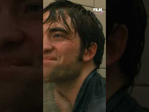 Sentiram a química? 👀🚿 #filmes #robertpattinson #gratis