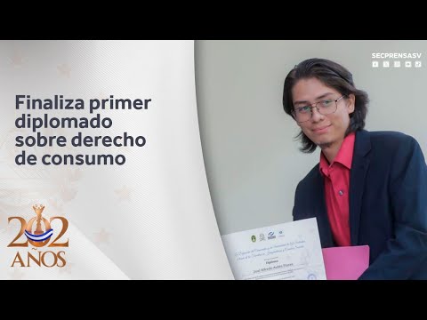 Gobierno clausura primer diplomado sobre derecho de consumo impartido a estudiantes de la UES