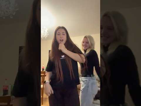 ИЗМЕНЩИЦА #diy #stitchtricks #acrobatics