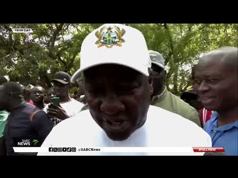 Former Ghanaian president Mahama votes