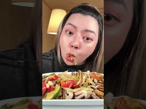 GrabFoodASMR|ตำหมึกสาย