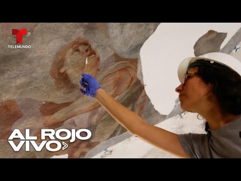 Madre e hija usan bacterias para restaurar frescos antiguos en España