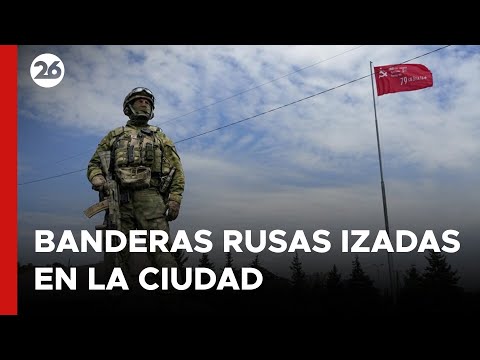 Así flamean algunas banderas rusas en la ciudad ucraniana de Vuhledar