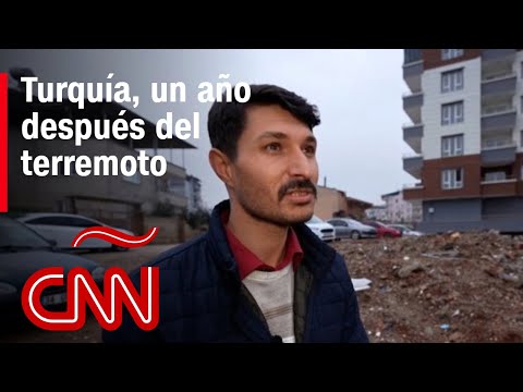 Perdió a su familia en el  terremoto en Turquía. Un año después regresa a los escombros de su hogar
