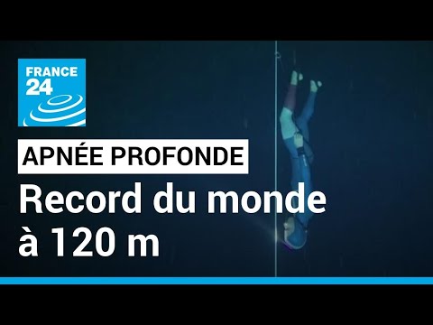 Apnée profonde: record du monde à 120 m en bi-palmes pour le Français Arnaud Jerald • FRANCE 24