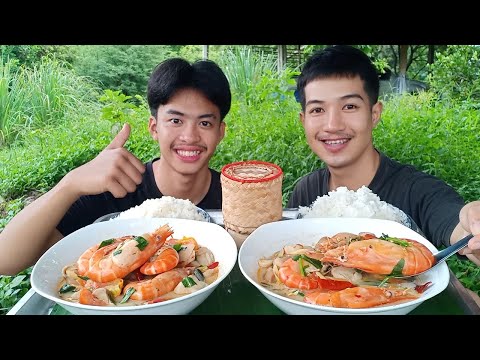 ต้มยำกุ้งนํ้าข้นกินกับข้าวสวย