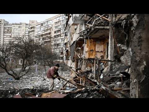 Rusia volvió a bombardear Kiev y dejó cuatro heridos durante año nuevo