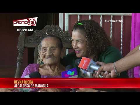 Bertha Vallecillo con 100 años de edad es el tesoro vivo de Managua - Nicaragua
