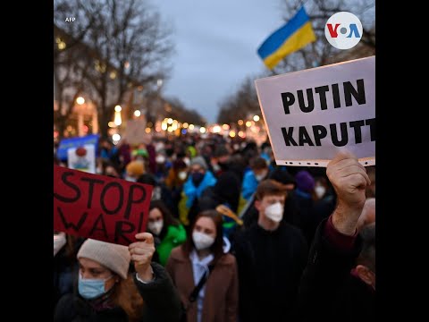 Protestas en Francia frente a embajada Rusia contra guerra de Putin