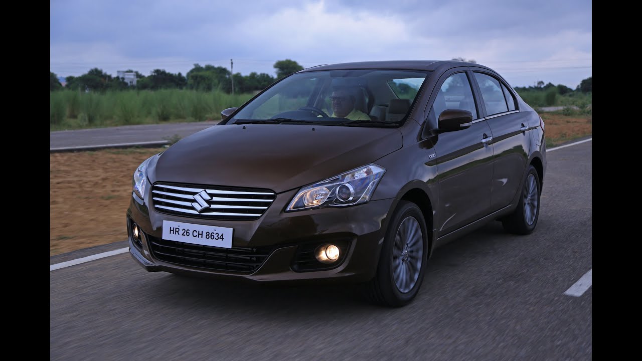 Maruti Suzuki Ciaz Driven | Video Review | Styling, Features, Boot Space | ZEEGNITION