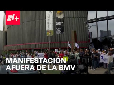 Trabajadores del Poder Judicial Protestan en la Bolsa Mexicana de Valores