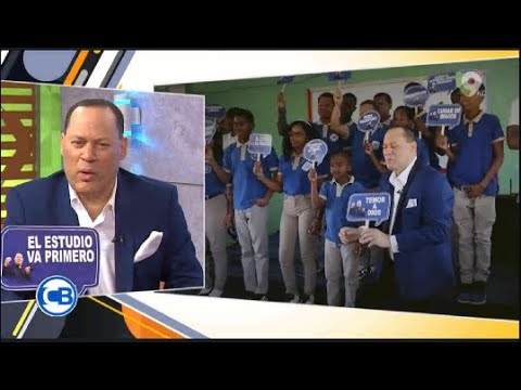 Franklin Mirabal  lleva charlas motivacionales a los jóvenes en las escuelas | Con Los Famosos