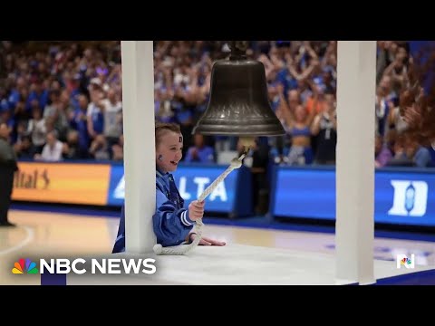 Crowd at Duke basketball game cheers on 10-year-old who completed cancer treatments