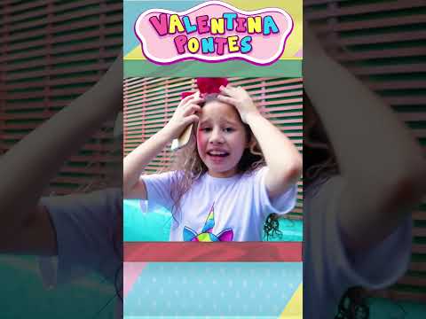 Valentina y su PRIMA fingen jugar a ser policía! Y salva al BEBÉ REBORN en español 206