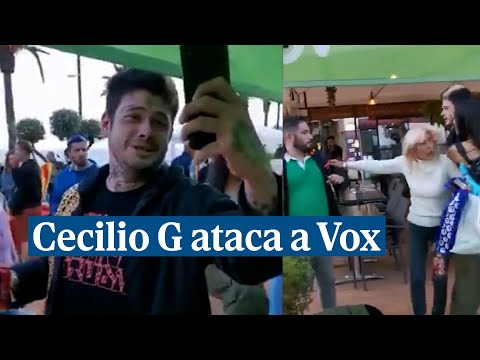 El rapero Cecilio G y su novia atacan una caseta de Vox en Lloret del Mar: ¡Dais asco!