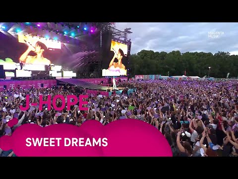 j-hope 'Sweet Dreams (feat. Miguel)' @ Lollapalooza Berlin 2025