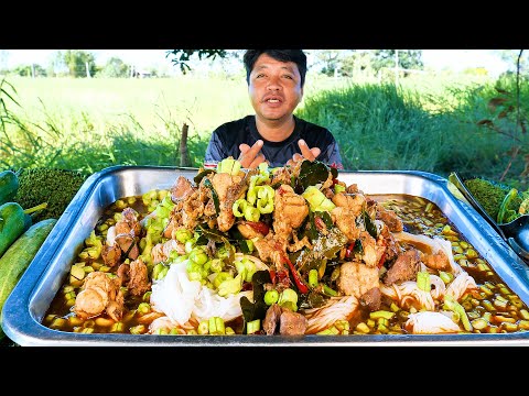 ซดข้าวปุ้นถาดใหญ่ๆน้ำยากะทิไก