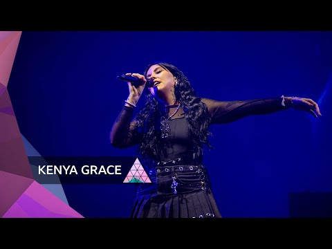 Kenya Grace - Strangers (Glastonbury 2024)