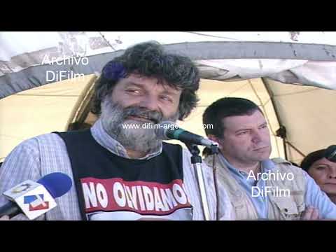 Jose Luis Cabezas homenaje de CTERA - UTPBA en la carpa blanca 1998