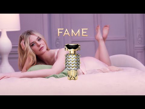 Elle Fanning en la publicidad de perfume FAME by Paco Rabanne (Marzo 2023)