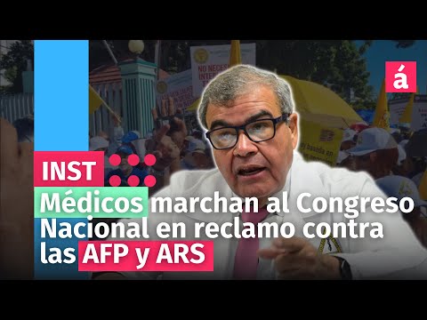 Multitudinaria marcha acude al Congreso Nacional contra las ARS y AFP