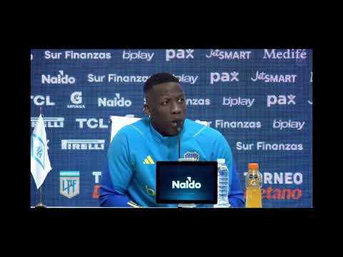 CAVANI + 10; LUIS ADVÍNCULA RESPONDIÓ TODO EN LA CONFERENCIA DE PRENSA.