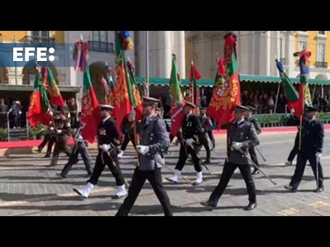Lisboa abre las conmemoraciones de la Revolución de los Claveles con una ceremonia militar