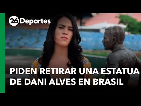 Una activista lleva a la Justicia su petición para la retirada de la estatua de Dani Alves