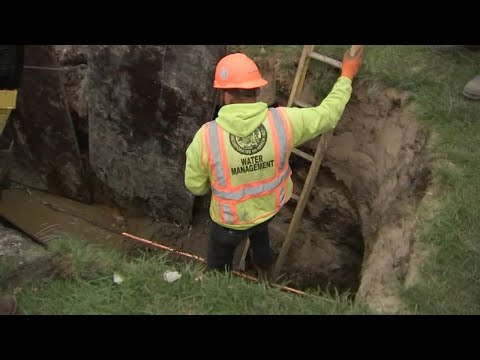 Biden's 10-year lead pipe removal plan to make large impact on Chicago's water system, officials say