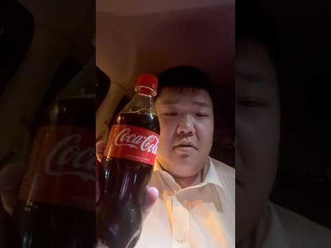 コーラ一気飲みゲップ我慢チャレンジ #shorts
