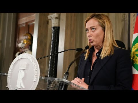 Italie : Giorgia Meloni nommée Première ministre, l'extrême droite au pouvoir • FRANCE 24