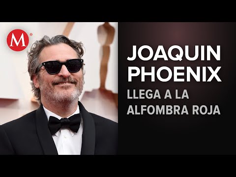 Joaquin Phoenix le pone una sonrisa a todos en la alfombra roja de los Oscar