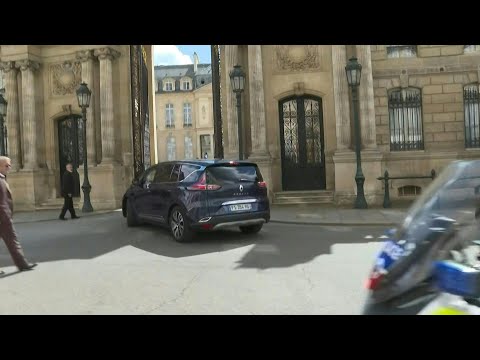 Jean Castex arrive à l'Elysée pour remettre sa démission à Emmanuel Macron | AFP Images