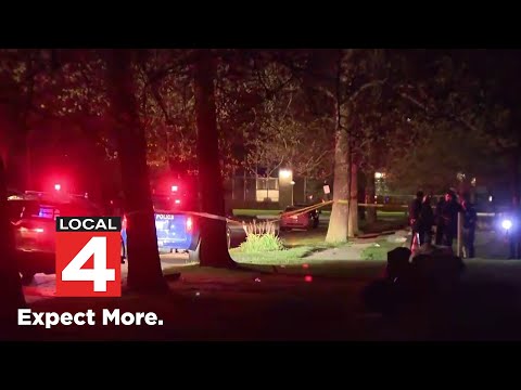 Police search for gunman that shot 2 women, 2 kids on Detroit's west side