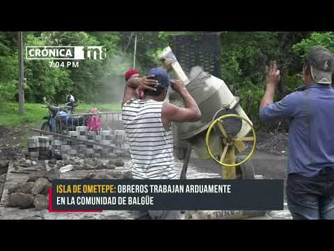 Construcción de nueva carretera avanza en la Isla de Ometepe - Nicaragua