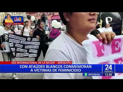 24Horas | Arequipa: conmemoran a víctimas de feminicidio con ataúdes blancos