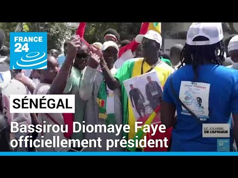 Sénégal : Bassirou Diomaye Faye officiellement président • FRANCE 24