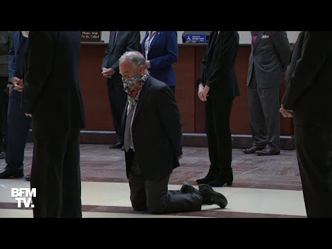 Les sénateurs démocrates américains ont mis un genou à terre pour rendre hommage à George Floyd