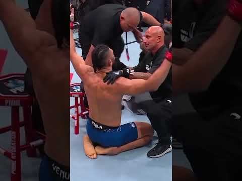 Johnny Walker silences the crowd in Shanghai #UFCShanghai