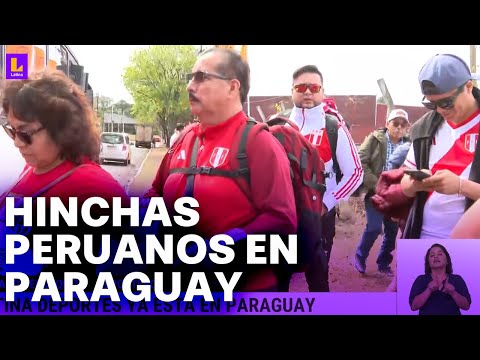 Hinchas peruanos llegan a Ciudad del Este para el partido contra Paraguay